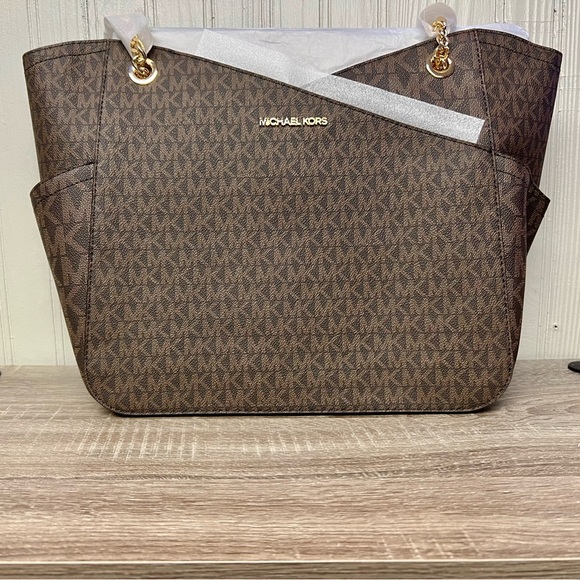 Michael Kors Jet Set large shoulder bag - Picture 1 of 2